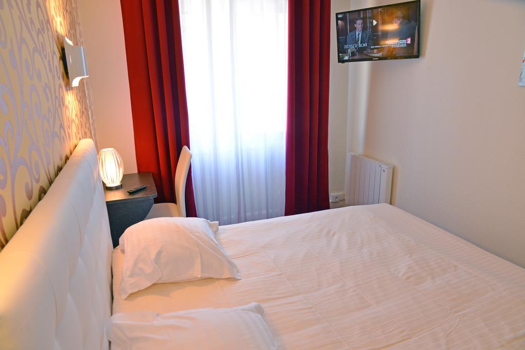 Hotel Le Square Aurillac Dış mekan fotoğraf