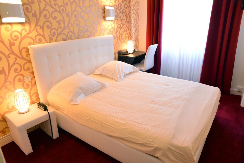 Hotel Le Square Aurillac Dış mekan fotoğraf