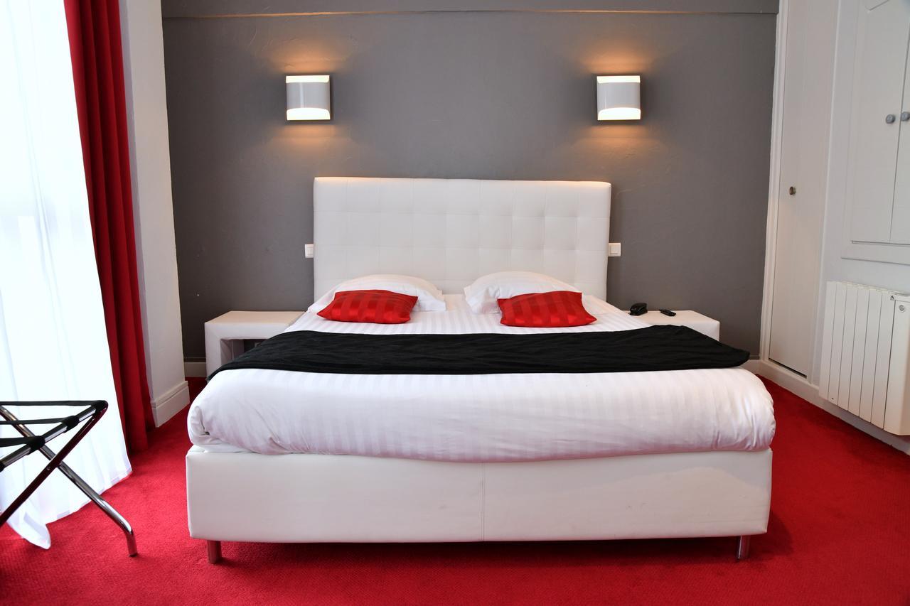 Hotel Le Square Aurillac Dış mekan fotoğraf