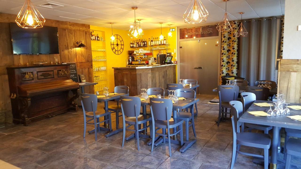 Hotel Le Square Aurillac Dış mekan fotoğraf